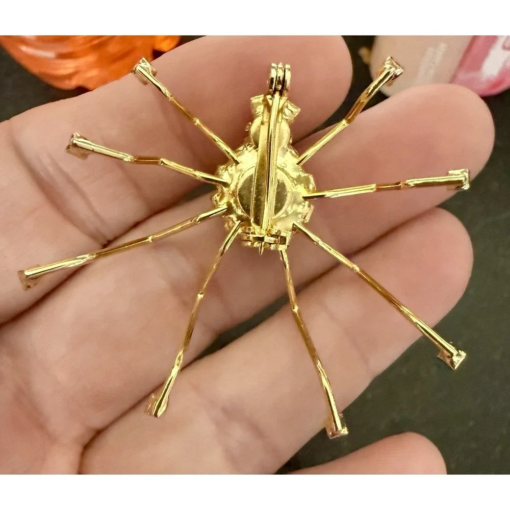 Vintage Rhinestone Spider Brooch Gold Tone Red Eyes Halloween Insect Pin